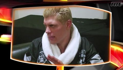The Dawgs try to weasel some money off of Cody The Dawgs try to weasel some money off of Cody