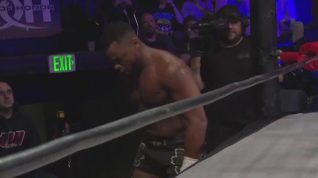 Flip Gordon at TrillerTV - TrillerTV