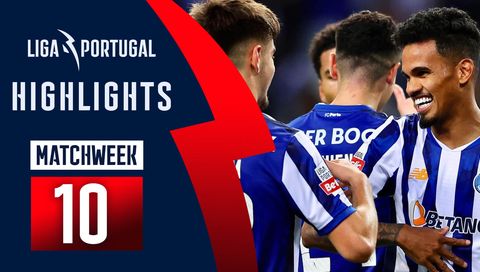 FC Porto Dominates Estoril with 4-0 Home Victory | Week 10, Liga Portugal Betclic 2024/25 Highlights FC Porto Dominates Estoril with 4-0 Home Victory | Week 10, Liga Portugal Betclic 2024/25 Highlights