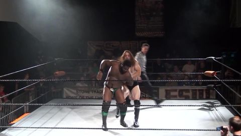 Willie Mackvs Ryan Taylor