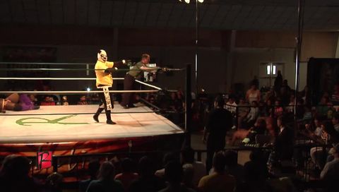 Episode 3 - Willie Mack & Ultimo Panda vs The Border Patrol Episode 3 - Willie Mack & Ultimo Panda vs The Border Patrol