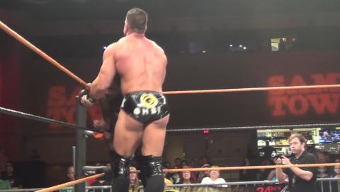 Brian Cagevs Willie Mack